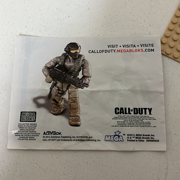 Call of Duty Megabloks 2013 Set of 6 figures and weapons - Picture 12 of 12